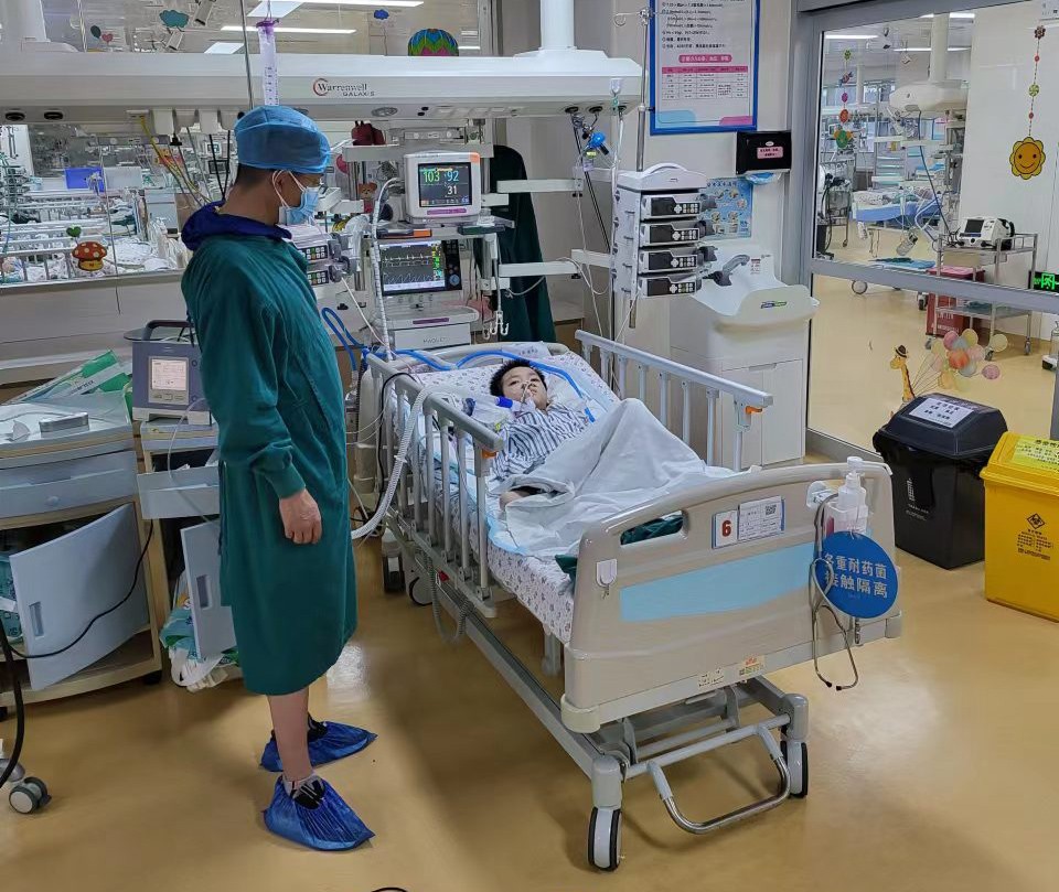 荔波县跨省救护车出租公司